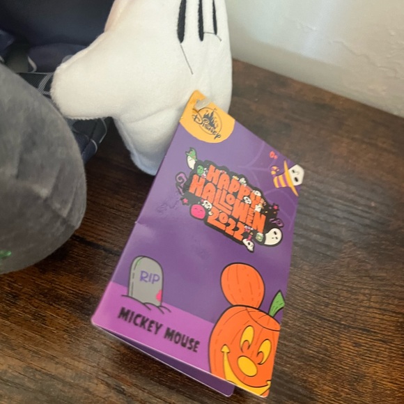 Disney Mickey Halloween Bundle - Picture 8 of 10